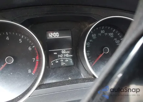 2016 Volkswagen Jetta 1.4T S z USA, uszkodzony, nr VIN 3VW267AJ9GM281226